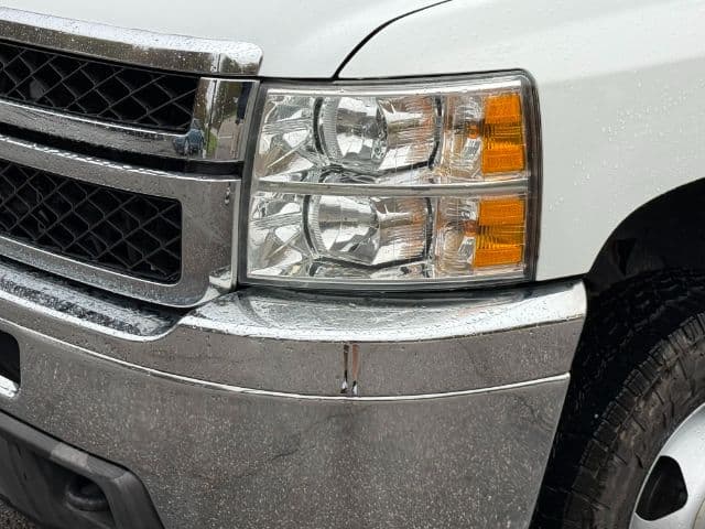 2012 Chevrolet Silverado 3500HD Work Truck - Image 4